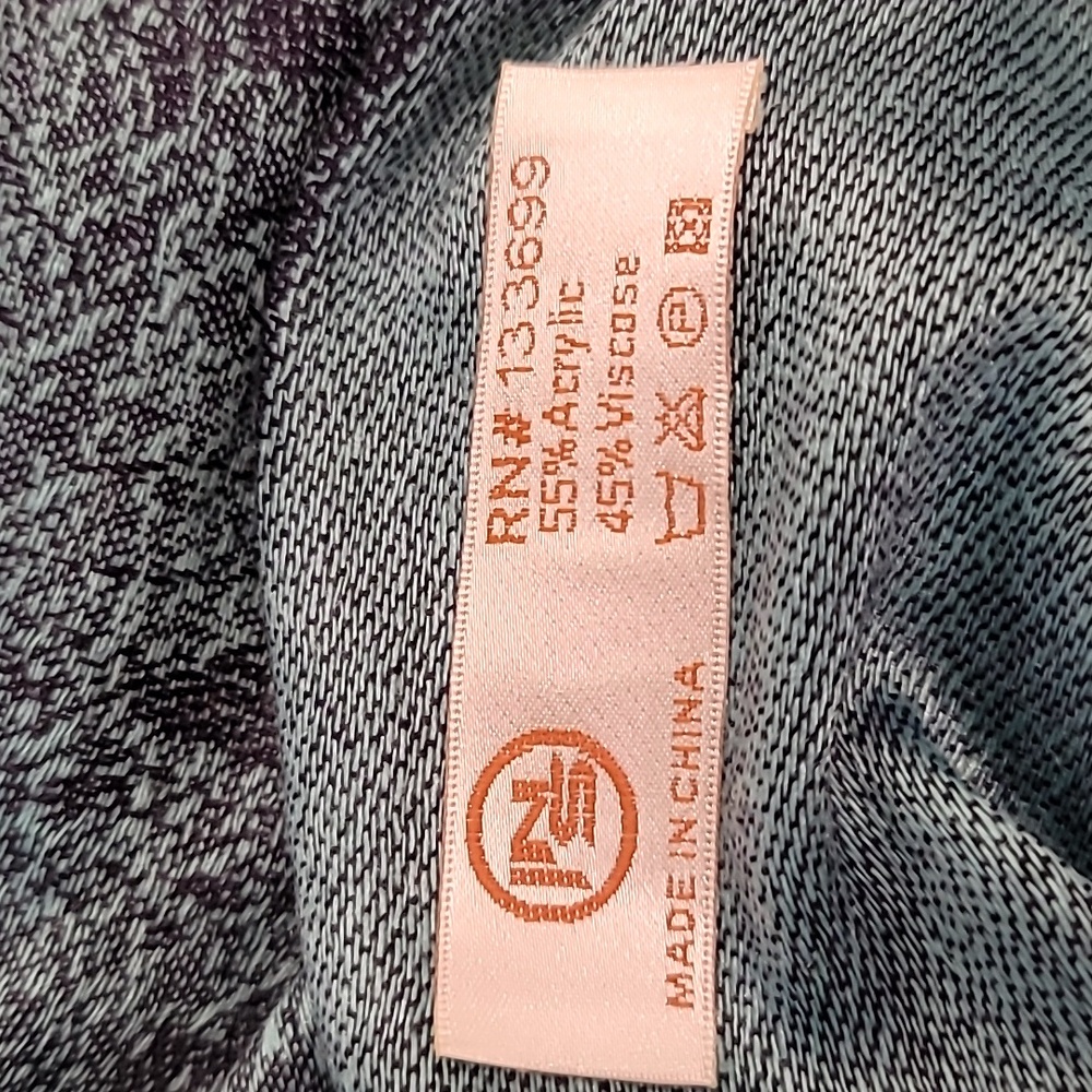 INS Scarf - Picture 6 of 8